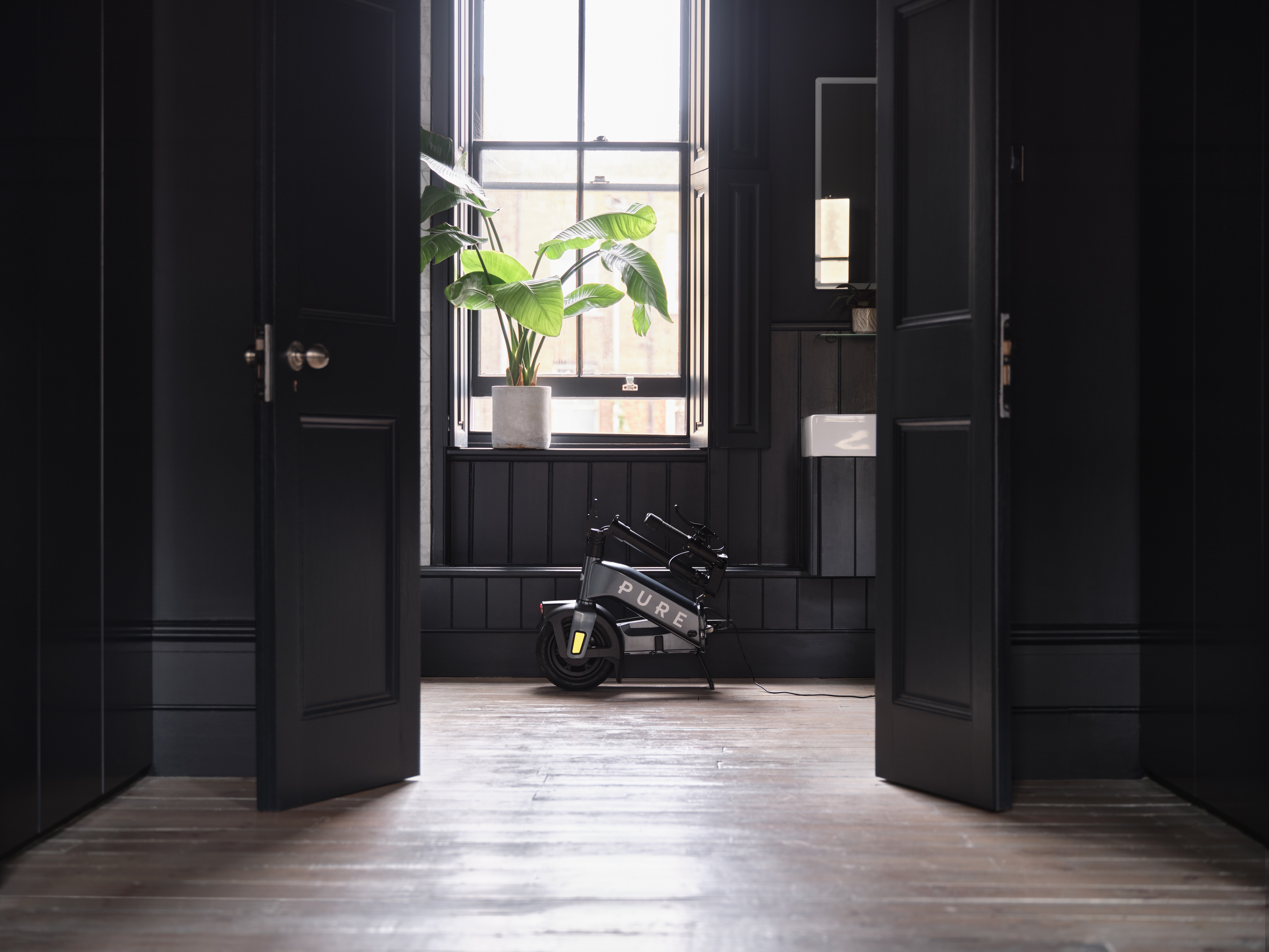 PURE Flex Mercury Grey - B-Ware, Fußboden, Bodenbeläge, Innenarchitektur, Pflanze, Tür