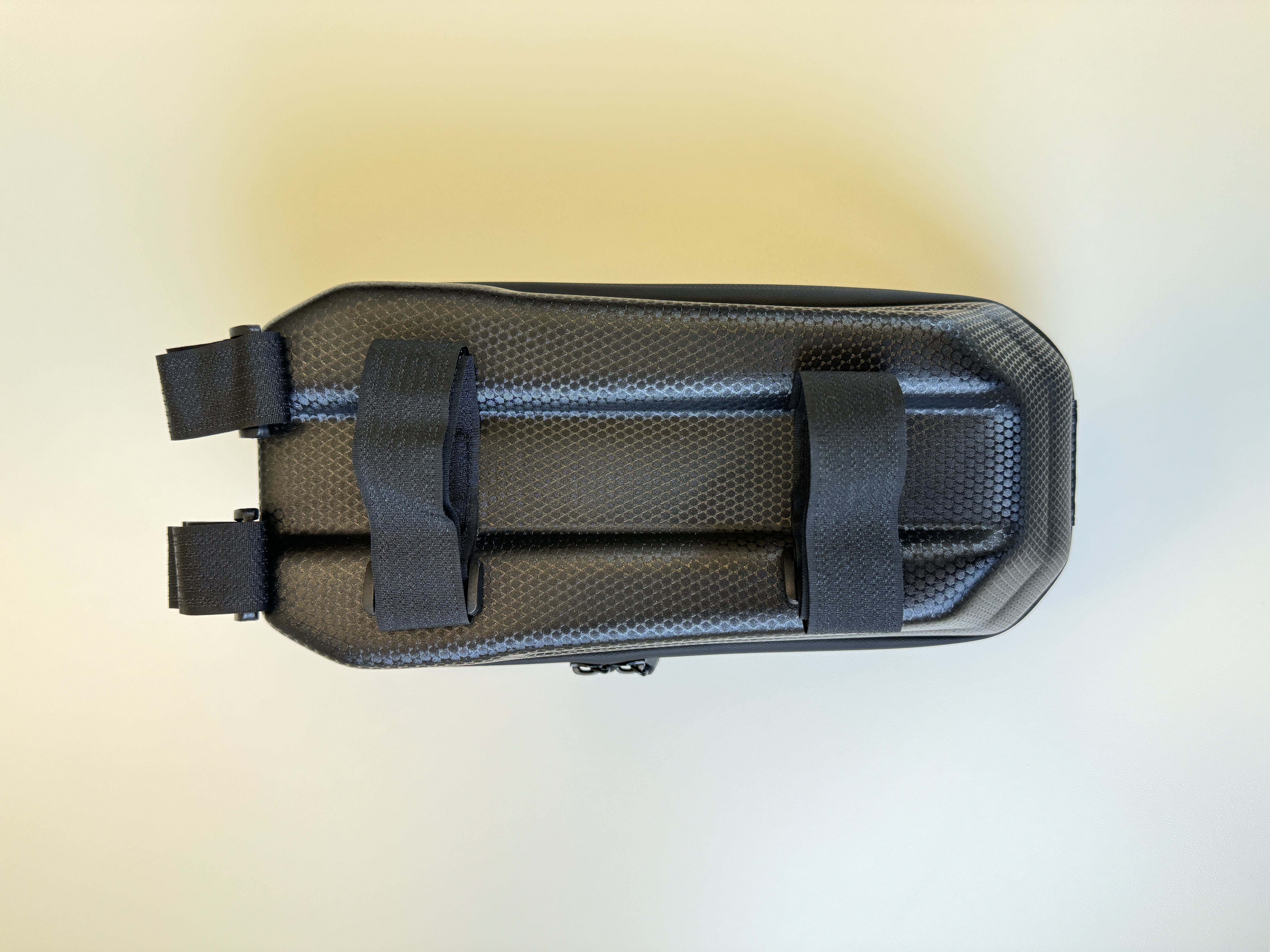 Kamera-Tasche, Schwarz, Kunstleder?, Gepolsterte Tasche, Schnittschutz?, Kunstleder, Tasche, Gepolstert, Tragegurt, Koffer-/Gepäcktasche